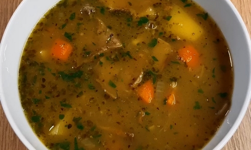 Bramboračka se sušenými houbami