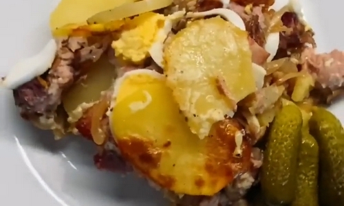 Francouzské brambory s uzenými žebry