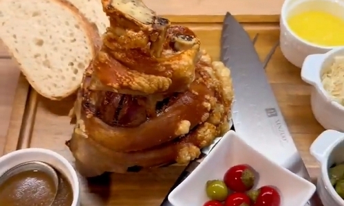 Pečené vepřové koleno