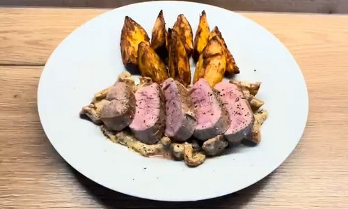 Vepřová panenka a lišky na smetaně