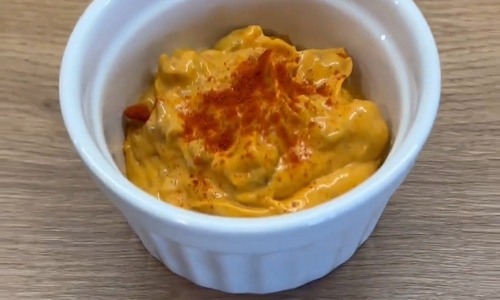 Slaninová majonéza s uzenou paprikou