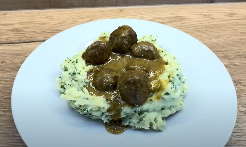 Hovězí kuličky v pepřové omáčce (bez lepku)