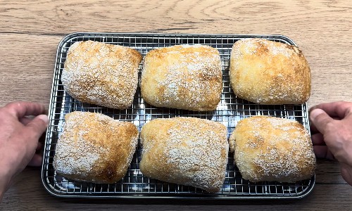 Jak si upéct italskou ciabattu doma