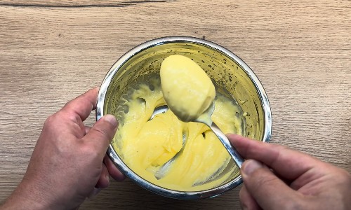 domaci majoneza s pecenym cesnekem